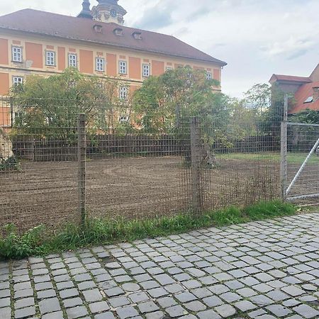 Villa Florencia Eger Bagian luar foto